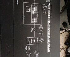 2 Apart stereo Equalizer with build in cross over