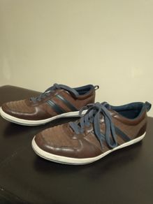 Mens shoes