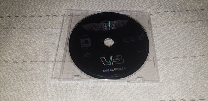 A Selection of Loose Playstation Games For Sale Here