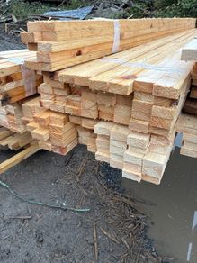 Pack of 9ft 2x1 timber