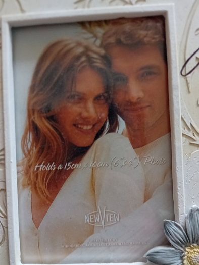 new view picture frame