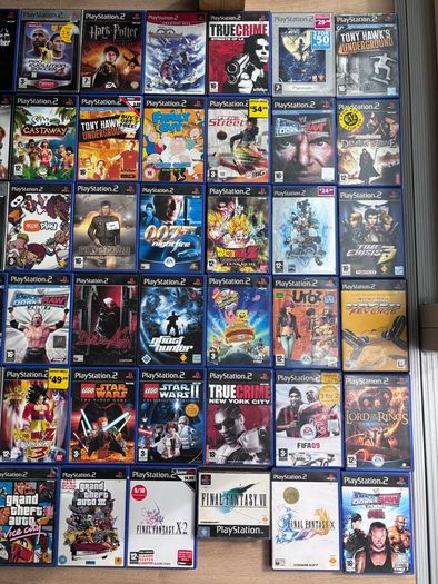 Original PS 2 Console, PS 2 games, 3 controllers as a bundle