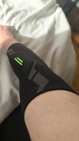 Sports Compression Elbow Sleeve / Support Brace