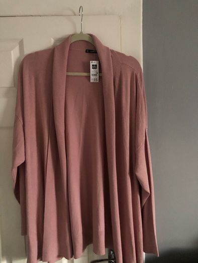 Ladies BNWT cardigan size XXL