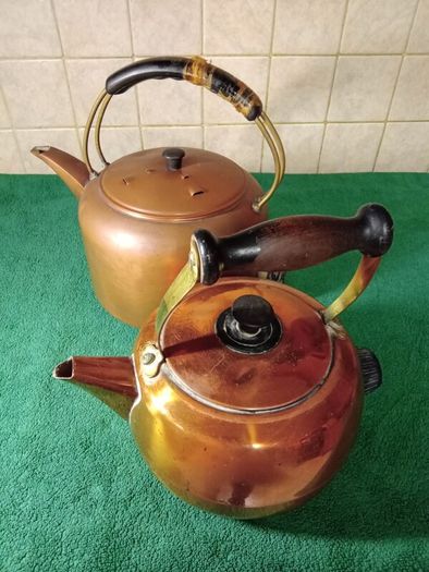 Old  Copper  Kettles