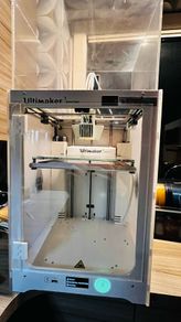 Ultimaker 3D , extended enclosed printer