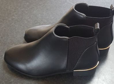 Wide Fit Ladies Ankle Boots
