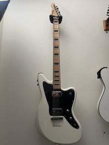 Baritone Guitar/Bass SubZero Rogue VI