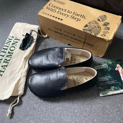 Earthing Harmony black leather barefoot slip-on grounding shoes