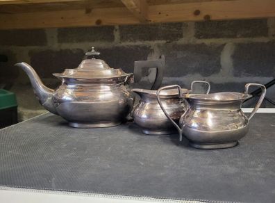 Vintage Silver Plate Tea Set - Teapot, Creamer & Bowl - Sheffield