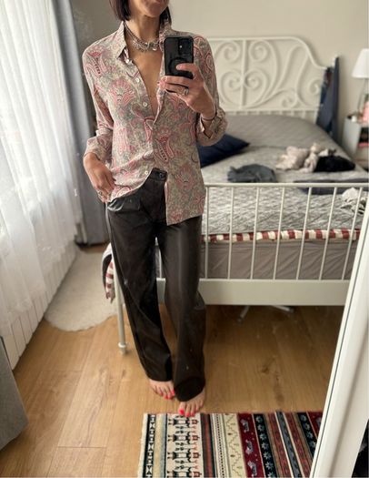 Jaeger shirt 100% silk Size S-M
