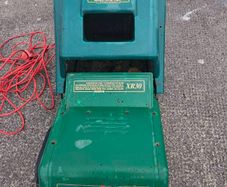 eletric lawnmower x leaf blower