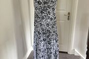 Monochrome Dress Size 16 /18 Long
