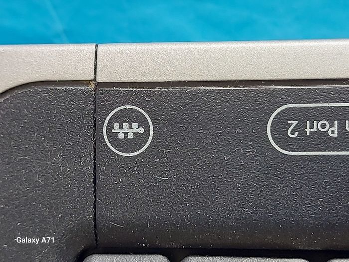 HP Pavilion zv6000, Windows XP, in excellent cosmetic condition, A Genuine real Blast from the past