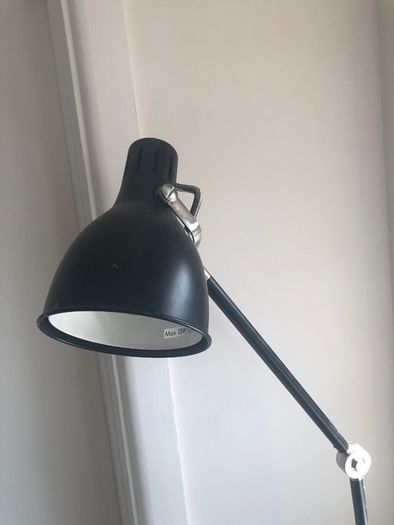 Floor lamp