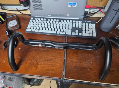 Toseek carbon handle bar 38cm (broken)