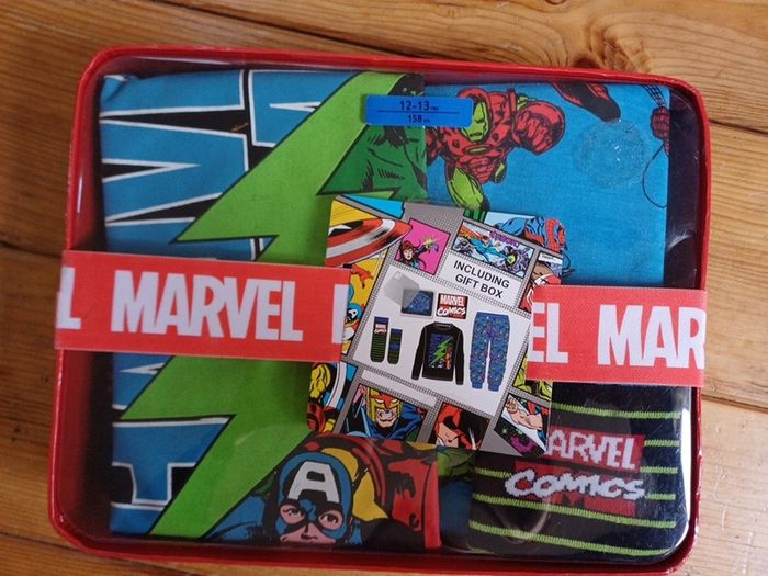 BNIB Marvel Pyjama Set Age 12-13