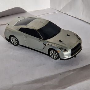 Scalextric Nissan GT-R Slot Car   ( street touring )