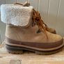 Clarks ankle women winter boots size 5.5 EU 39 Image 2