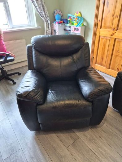 Leather recliner armchair