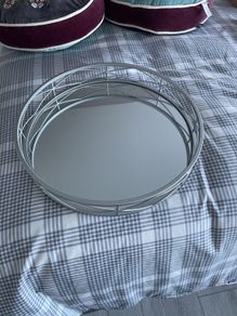 Mirrored tray