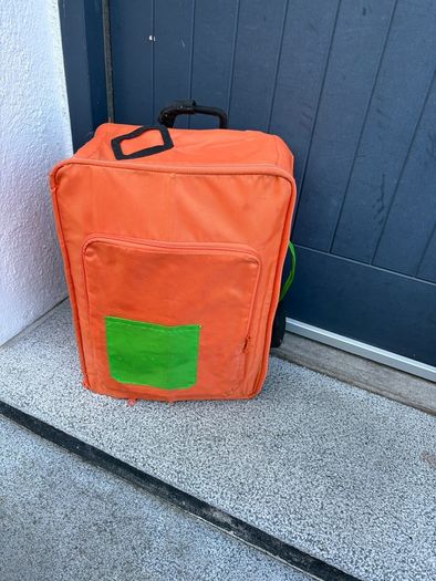 Kids very light Suitcase - FREE