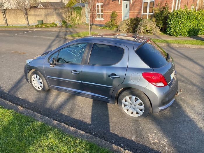 2010 Peugeot 207