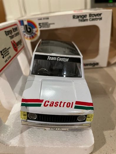 Range Rover Team Castrol 1/24 Burago  Rare