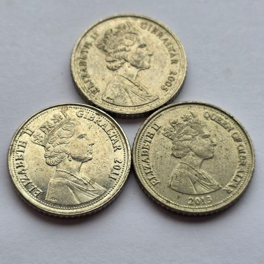 Gibraltar 3 Coins Barbary Macaque 5p