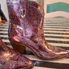 Customised ankle cowboy boots