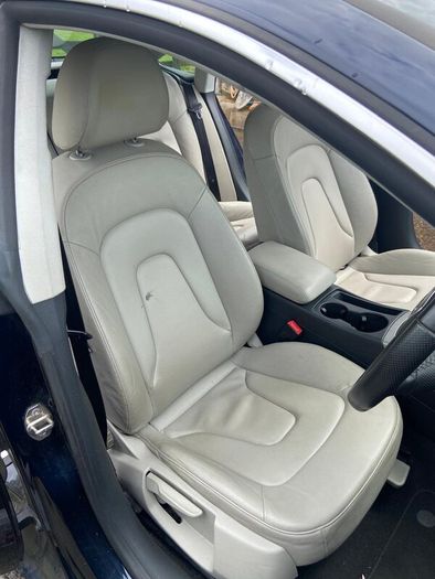Breaking Audi a5 2010