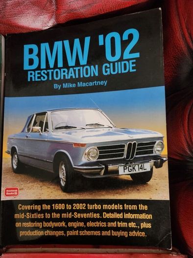 E10 Bmw books