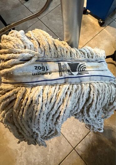 SYR mop and bucket
