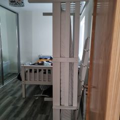 Single bed (with rails) and mattress