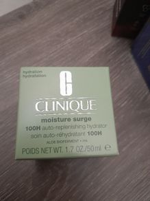 Clinique Moisture Surge 100H Auto-Replenishing Hydrator 50ml
