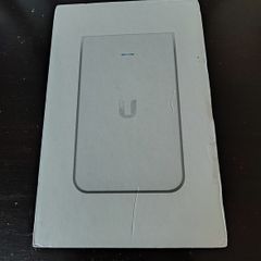 Unifi In-Wall WiFi 5 AP & Switch