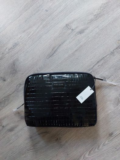 New River Island patent croc lap top case. Rrp 25 eurp