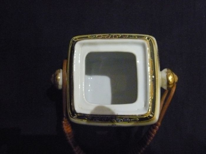 Oriental Sugar Bowl/Trinket box