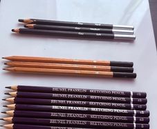 17 Sketching pencil