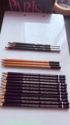 17 Sketching pencil