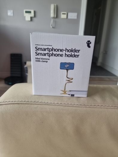 Smartphone Holder with Clamp