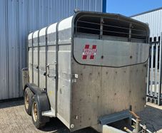 Hudson cattle trailer