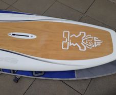 windsurfing
