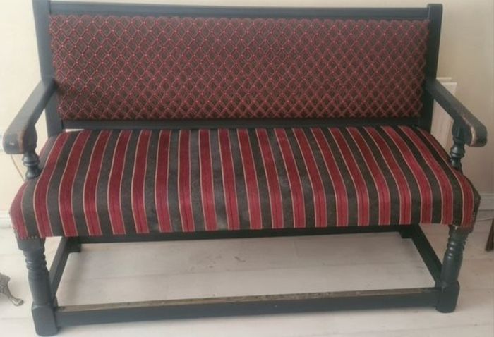 Pub Bench