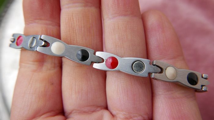 Magnetic Therapy Stainless Steel Silver Gold Black Bangle Wristband  Jewelry Bracelet 19,5cm