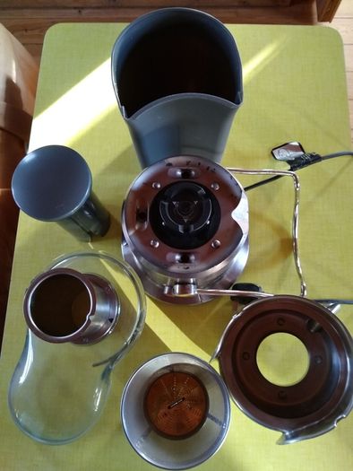 Breville JE4 Commercial Juicer