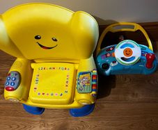 Fisher Price kids chair laugh & learn + steering wheel and controls
