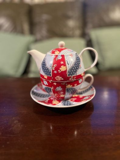 mug and teapot set