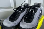 Nike runners - UK size 4