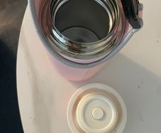 Insulated food storage tin